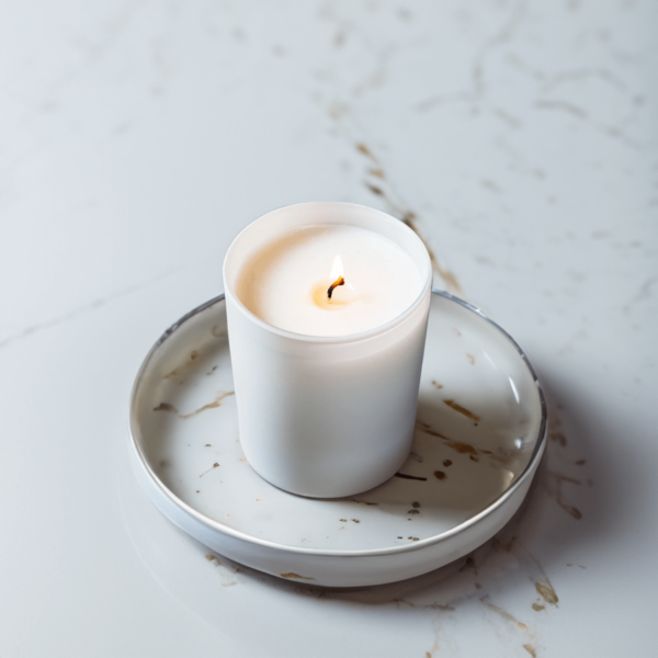 white-vegan-candle