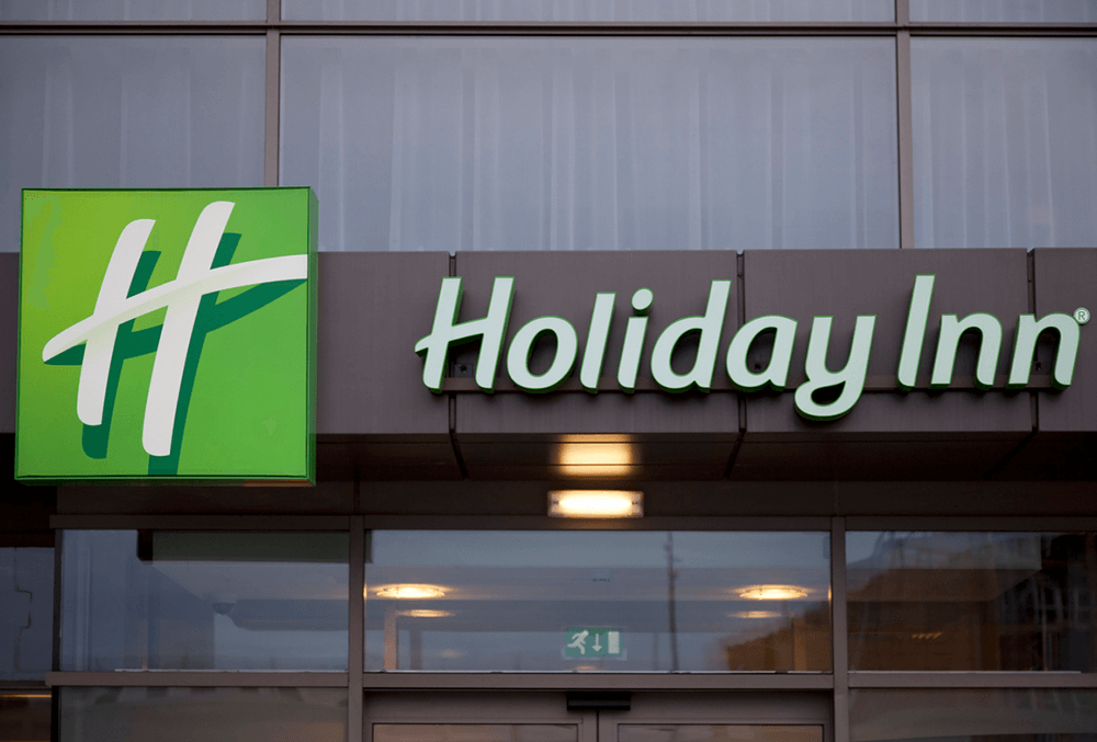 holiday-inn-bedding